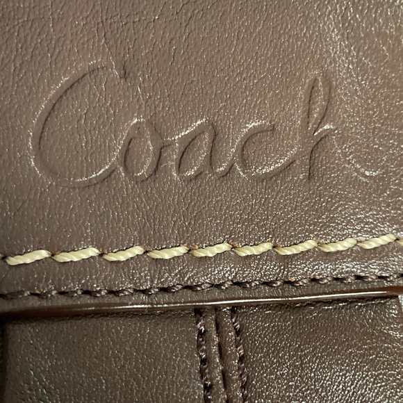 Like New Vintage Brown/Lavender Coach F13732 Soho Pleated Leather Satchel - Picture 6 of 9